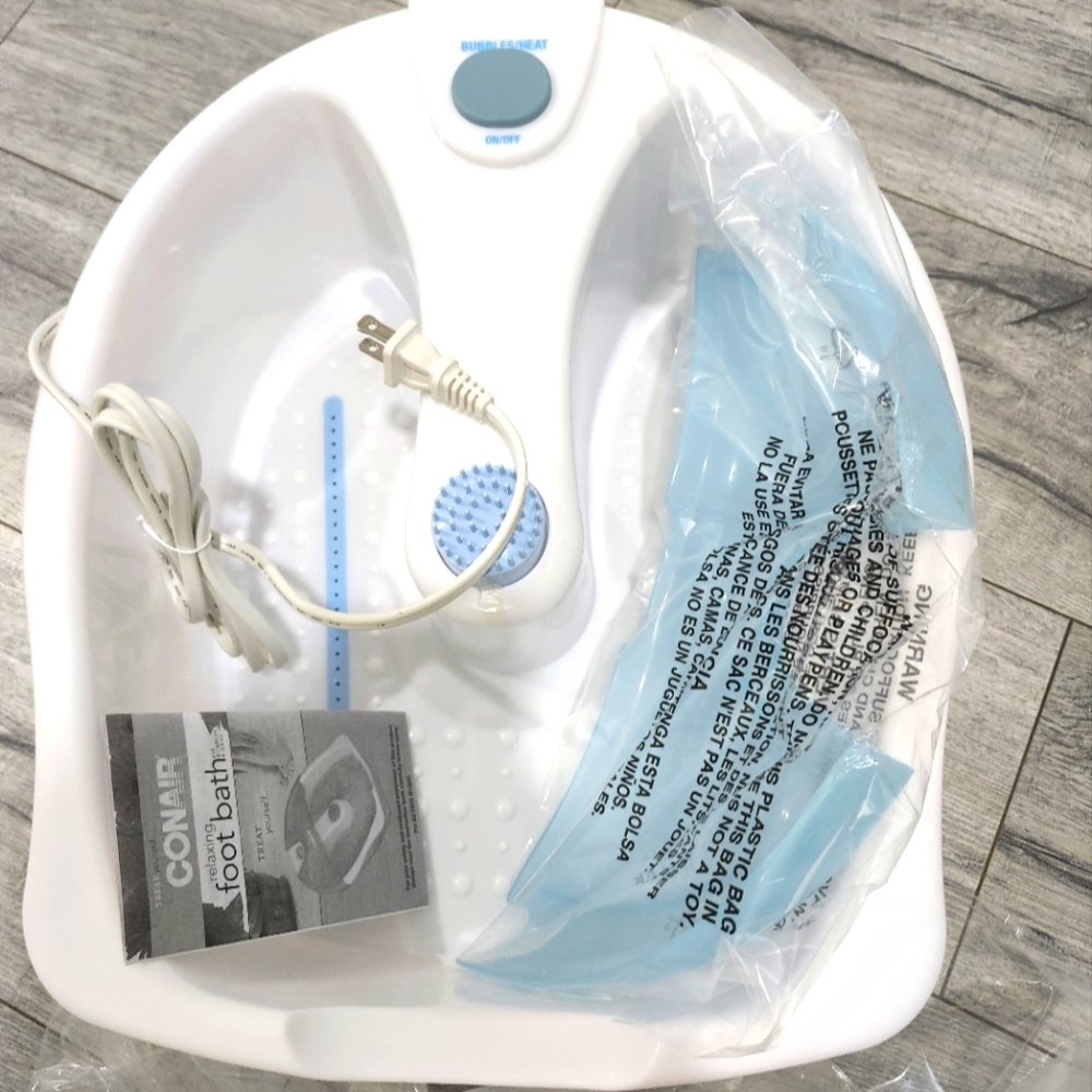 NWT CONAIR FOOT  SPA